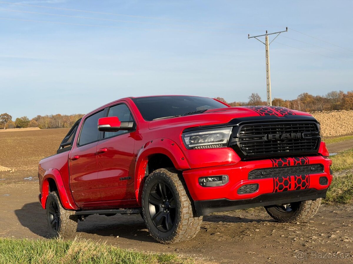 DODGE RAM 1500 5,7 HEMI 2022 GT 53 000 km DPH - 16
