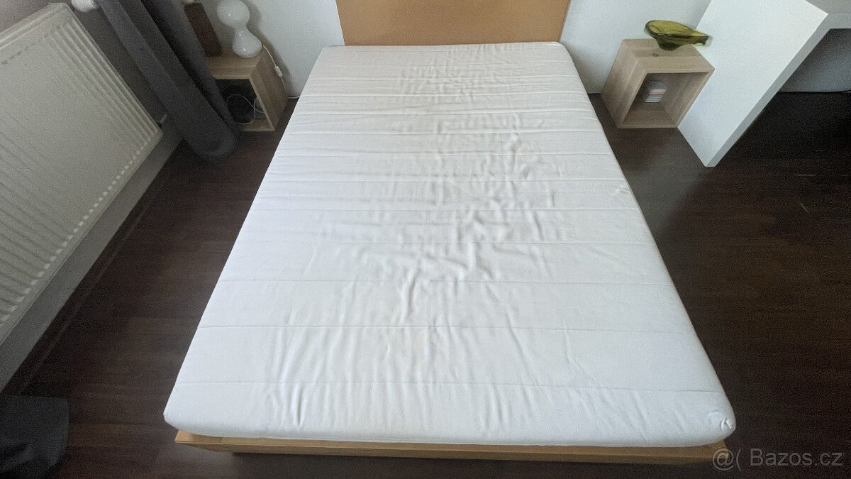 Dvoulůžková postel IKEA MANDAL 140 x 200 cm - 16