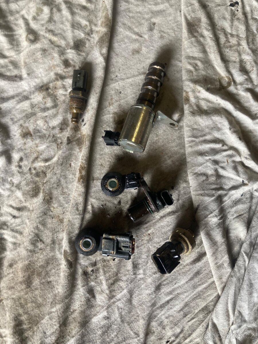 Díly motor 5,7 hemi V8 Dodge ram - 16