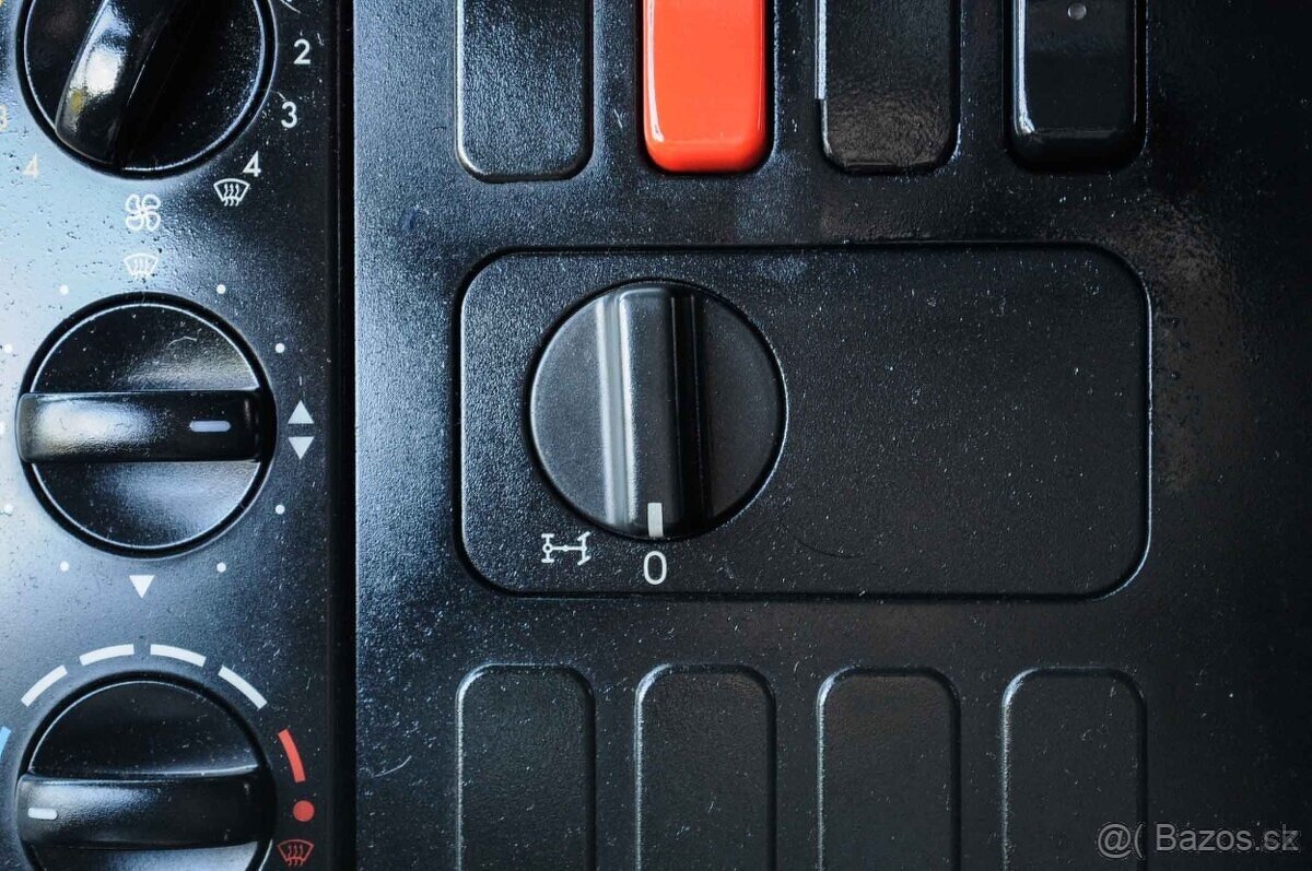 MERCEDES ATEGO 1518 TŘÍSTRANNÝ S3 - SKLÁPĚČ - VYKLÁPĚČ EURO5 - 16