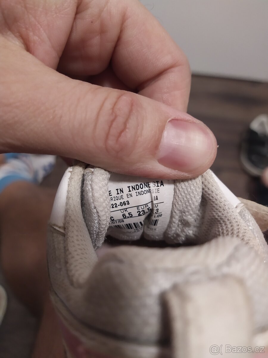 Dětské boty, papuče, gumáky, sandály apod. (B) - 16