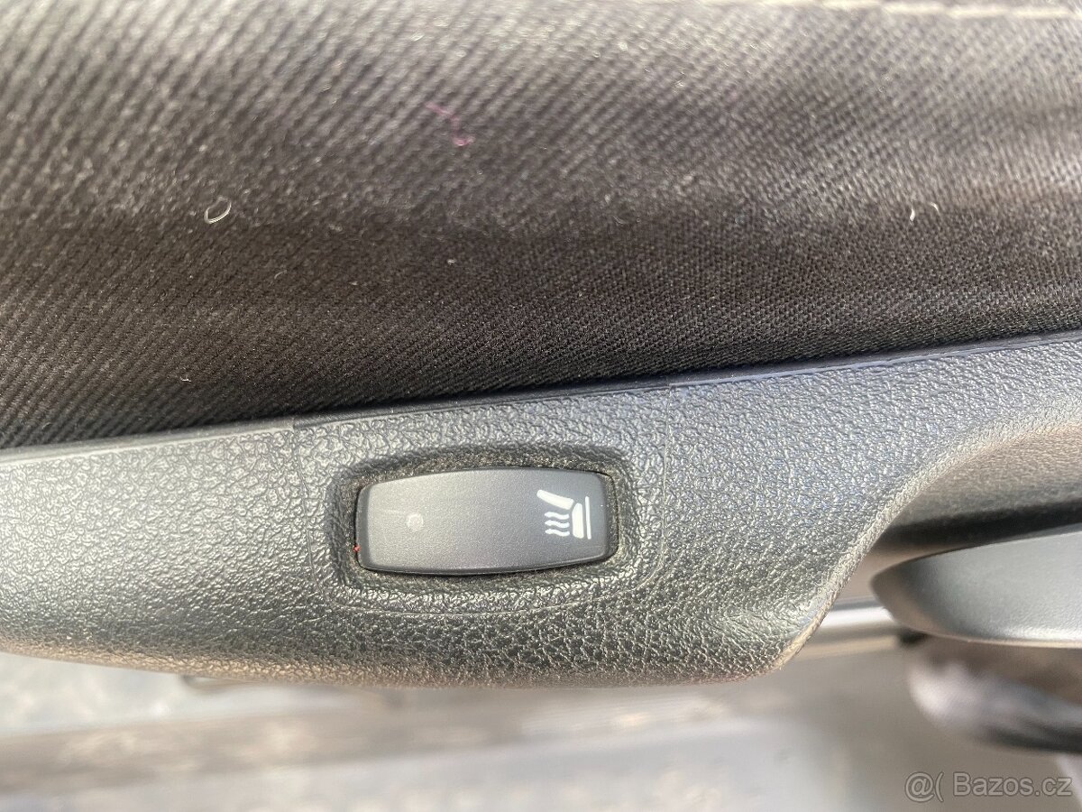 Opel Vivaro, 1,6CDTI,89KW,L2,9míst - 16