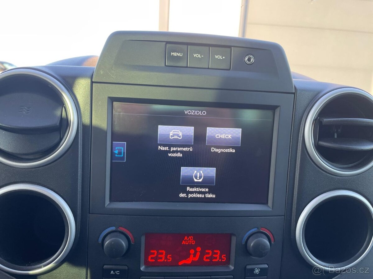 Peugeot Partner 1.6Hdi 88kw, 7 míst, po servise - 16