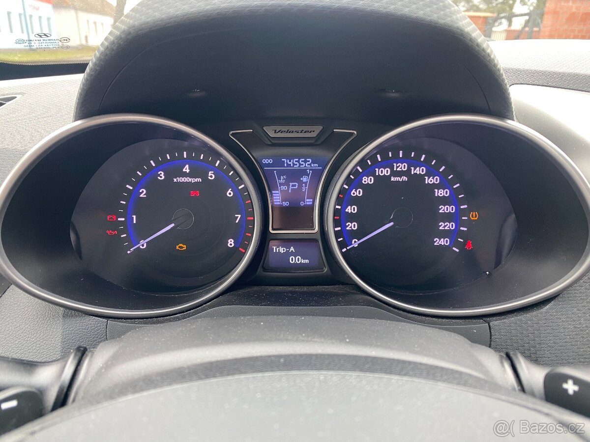 Veloster 1.6i, Premium, Plná výbava, Top stav - 16