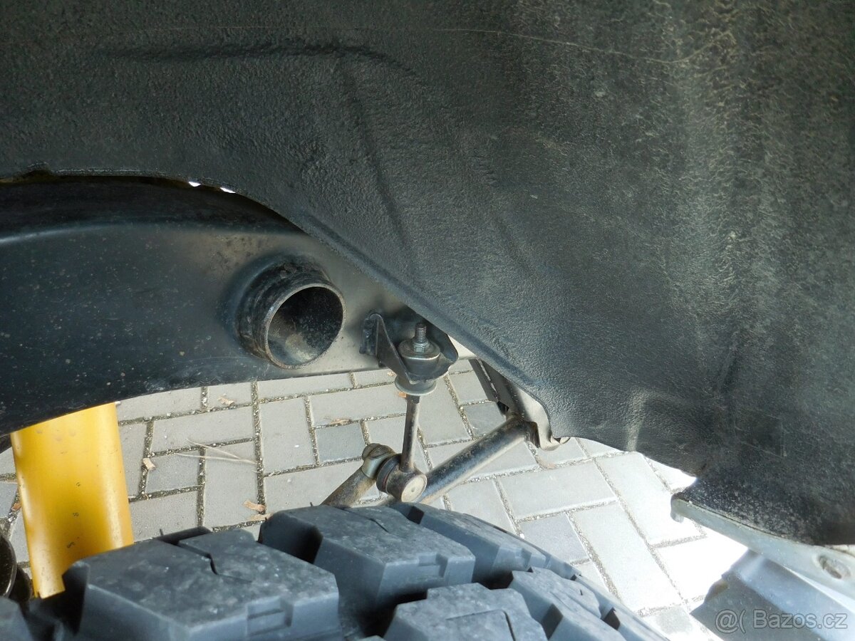 Toyota Land cruiser 95 3,0 TDi 92kw pôvodný lak,bez hrdze - 16