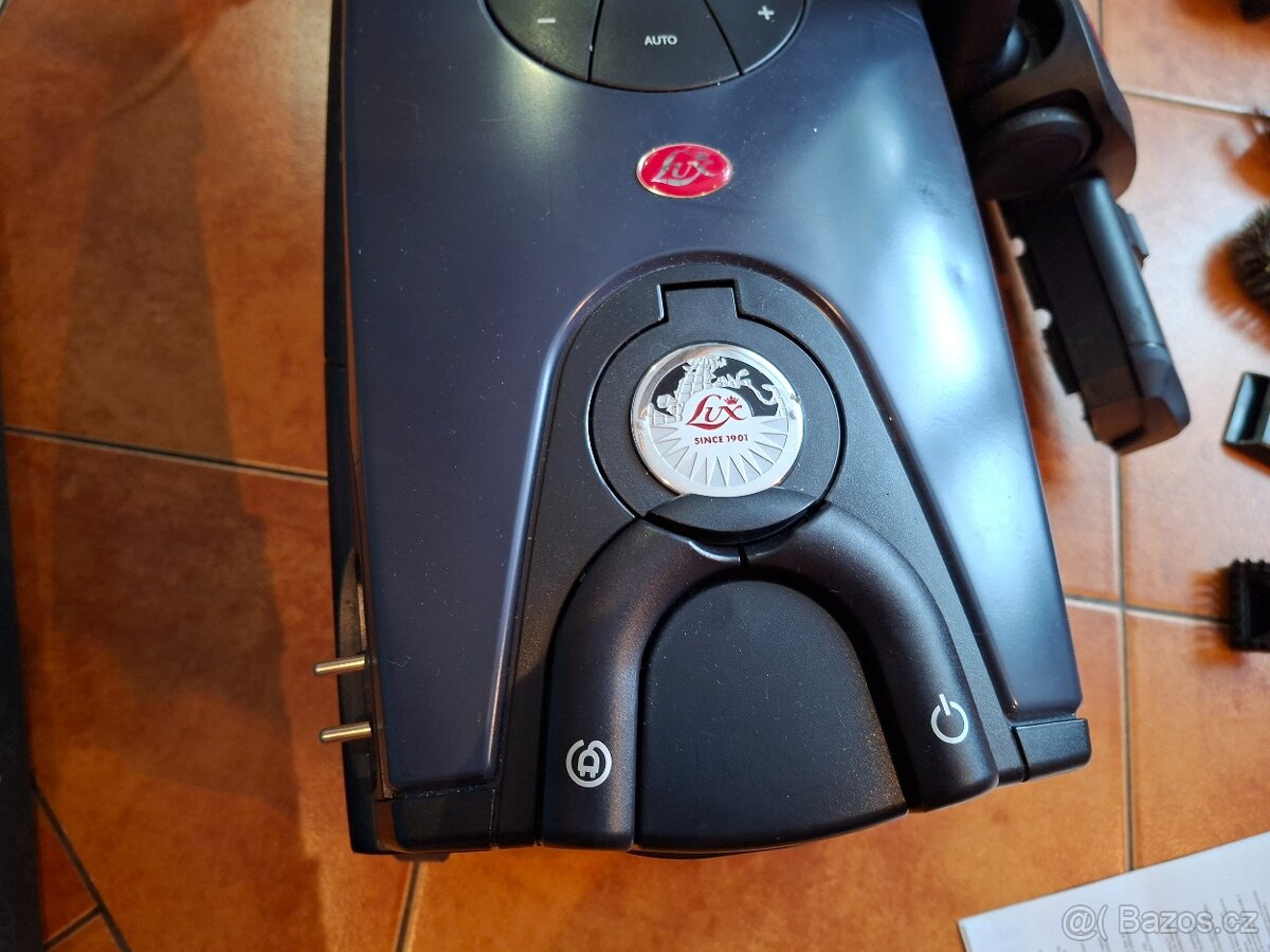 Profi vysavač - LUX intelligence - 16