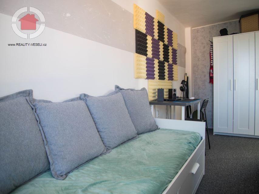 Prodej rodinného domu 4+1 ve Veselí n. Mor., 95 m2 - 16