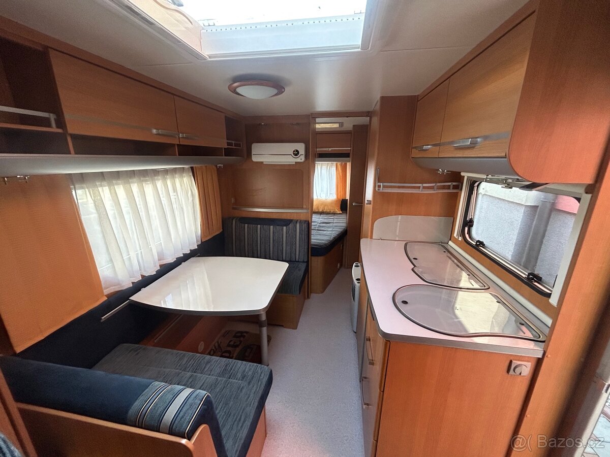 Karavan Wilk S3 490 (2010), 1400 kg, předstan - 16