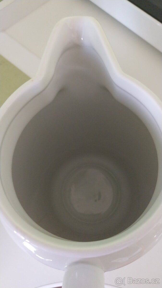 Československé hrnky, kompotové misky, šálky,džbán - 16