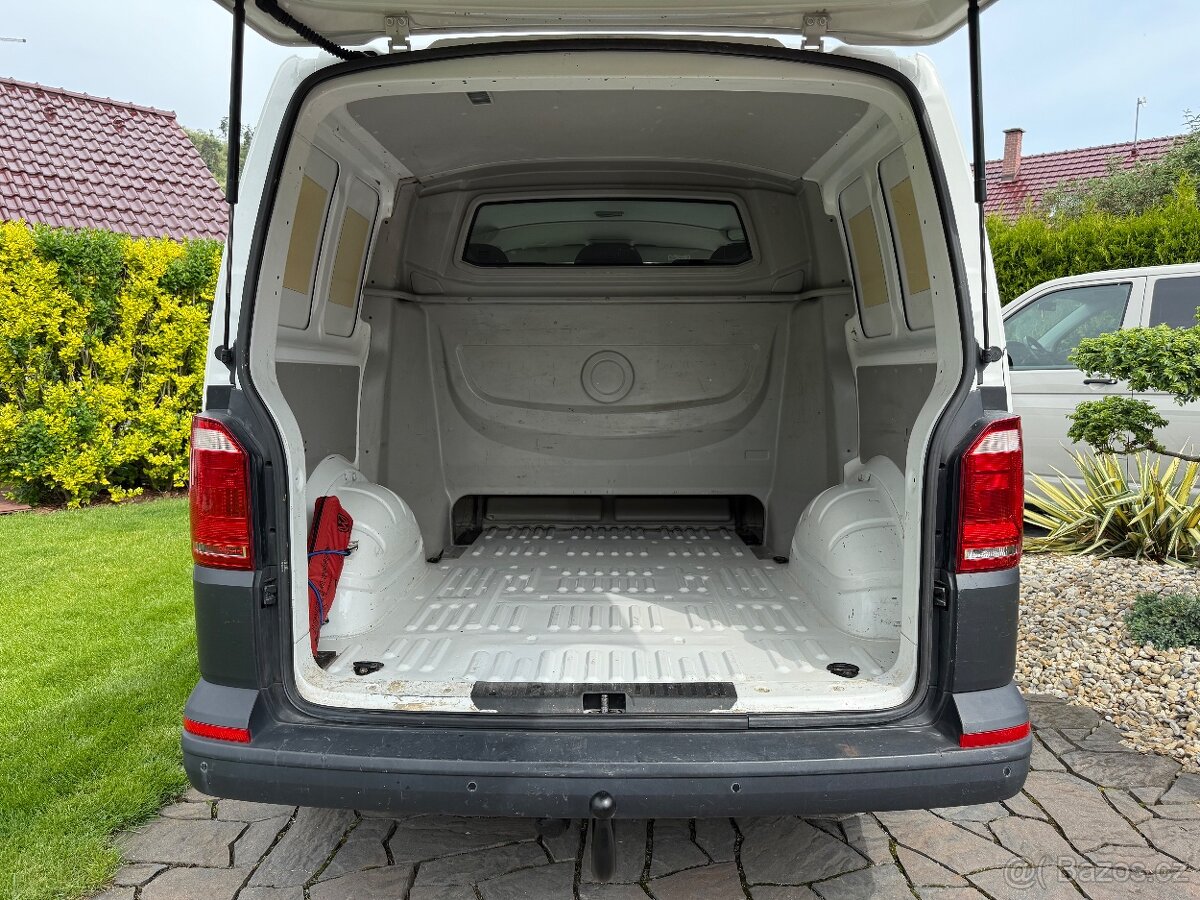 VW Transporter T6 229 tis.km Mixto barva Weis Multivan - 16