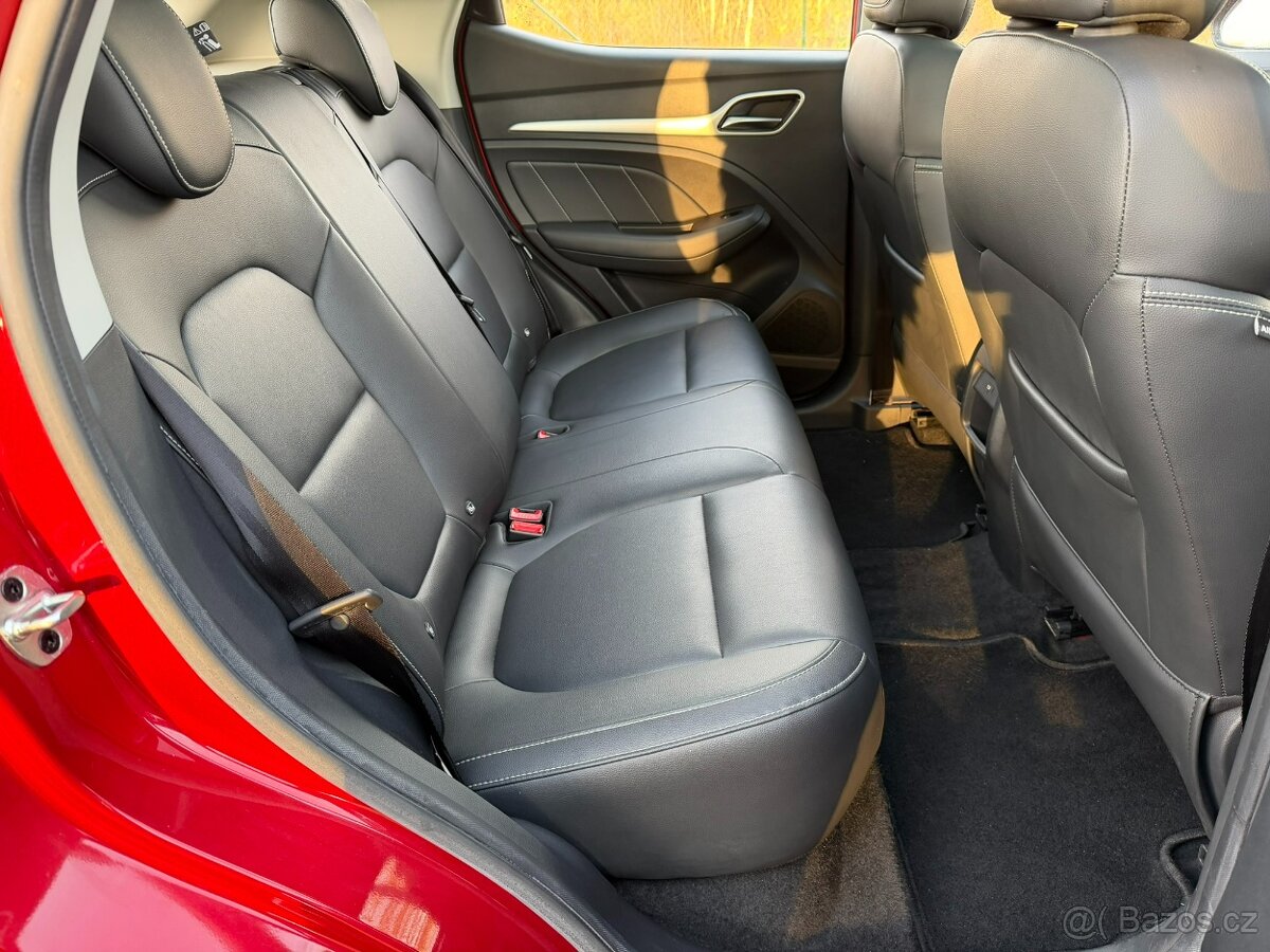 MG ZS, EV 105kW Luxury 73tkm m.ř. 2021 LED 1.Maj pano - 16