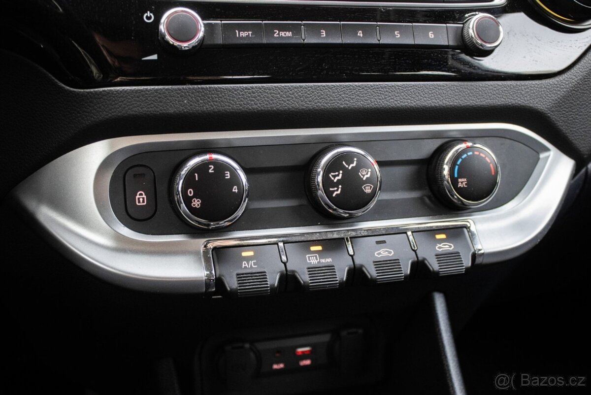 Kia Rio 61,8kW (2016) - 16