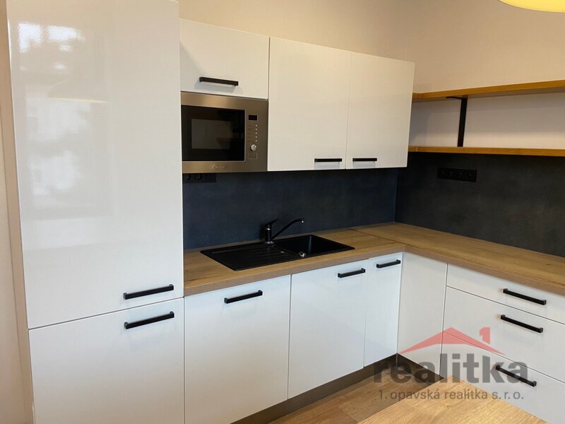 Prodej velkého bytu 4+1, 109 m² se zahradou, ul. Olomoucká, - 16