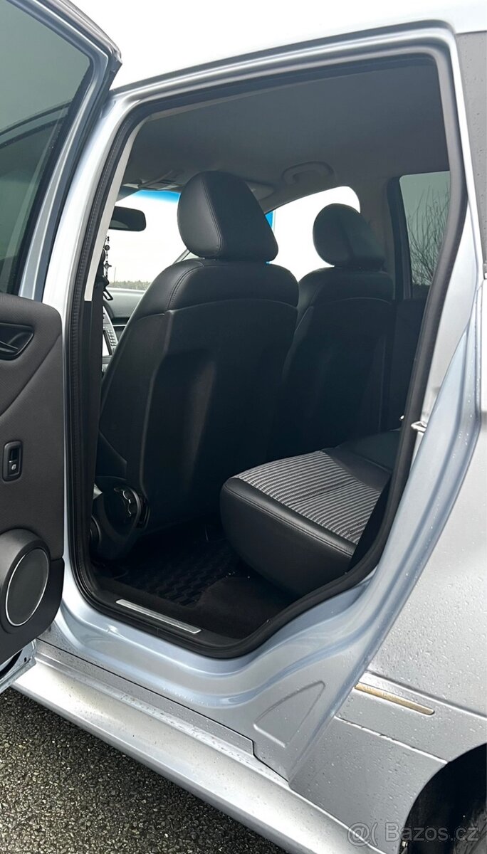 Mercedes Benz třídy B 200 Turbo - 16