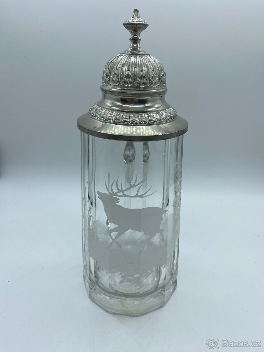 Sběratel nabízí staré korbele s cínovými víčky - 16