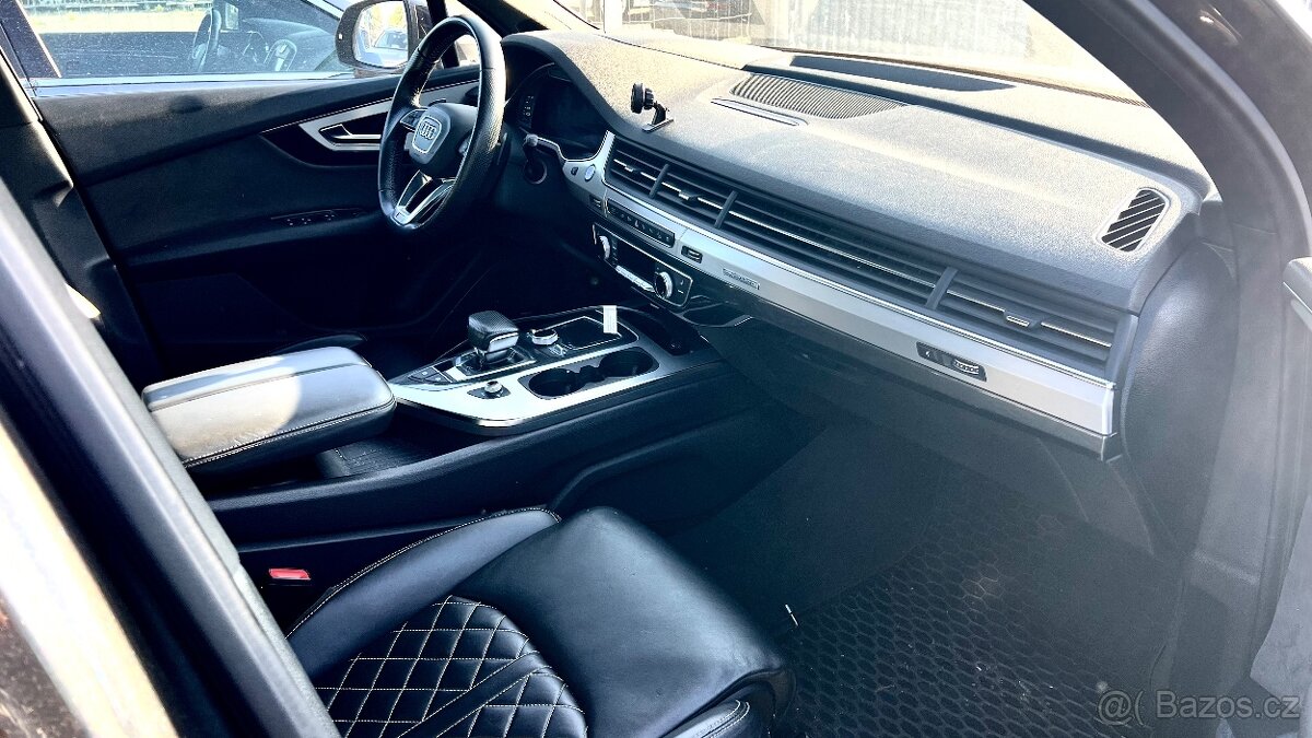 Etron Audi Q7 rv2017 374Ps 700Nm 0-100 5.7sec spotřeba 6l - 16