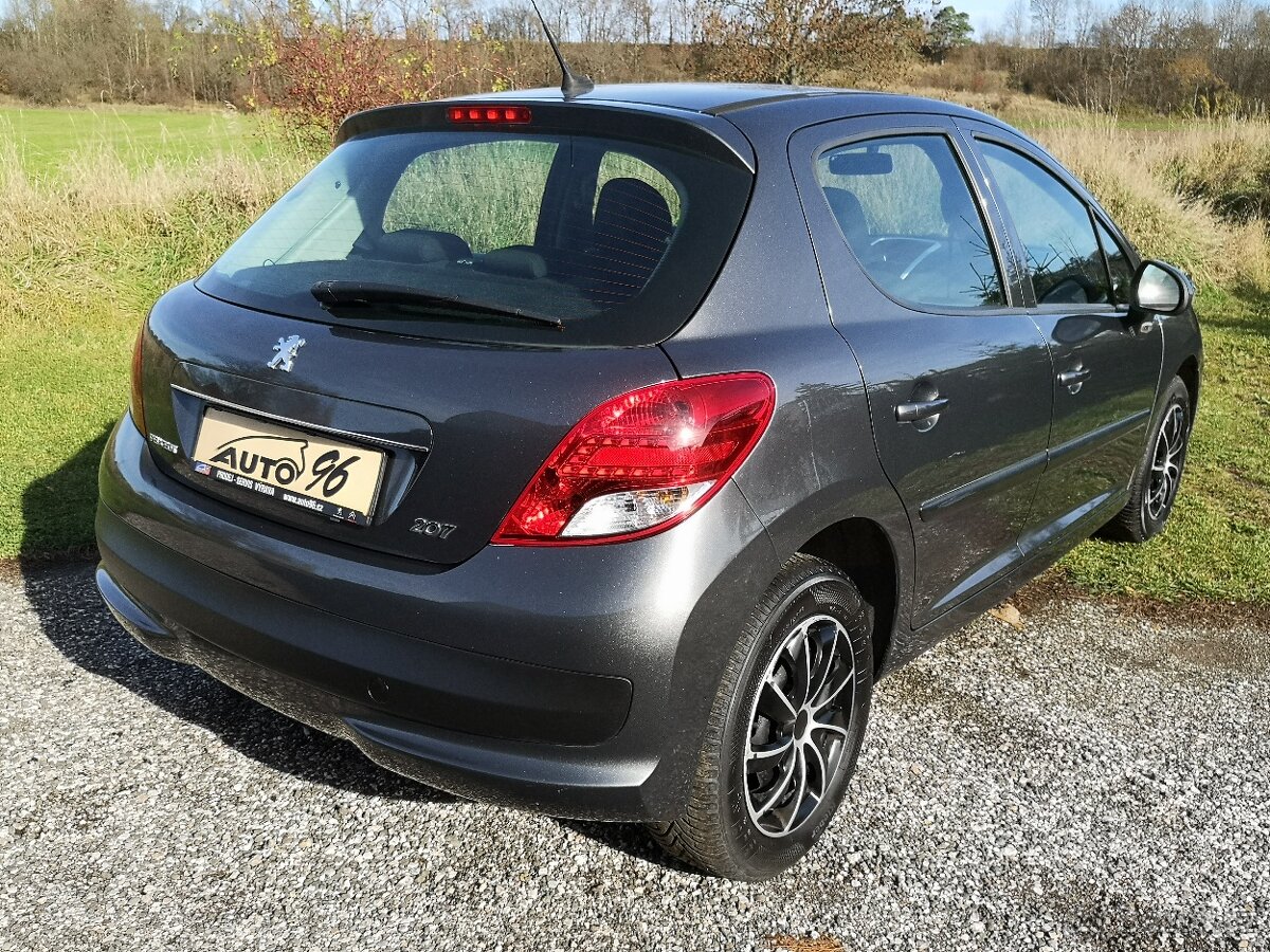 Peugeot 207 1,4 16V Premium - 16