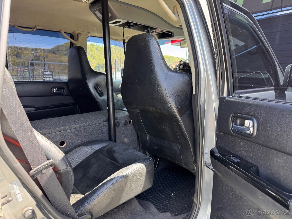 Nissan Patrol 3.0 - 16