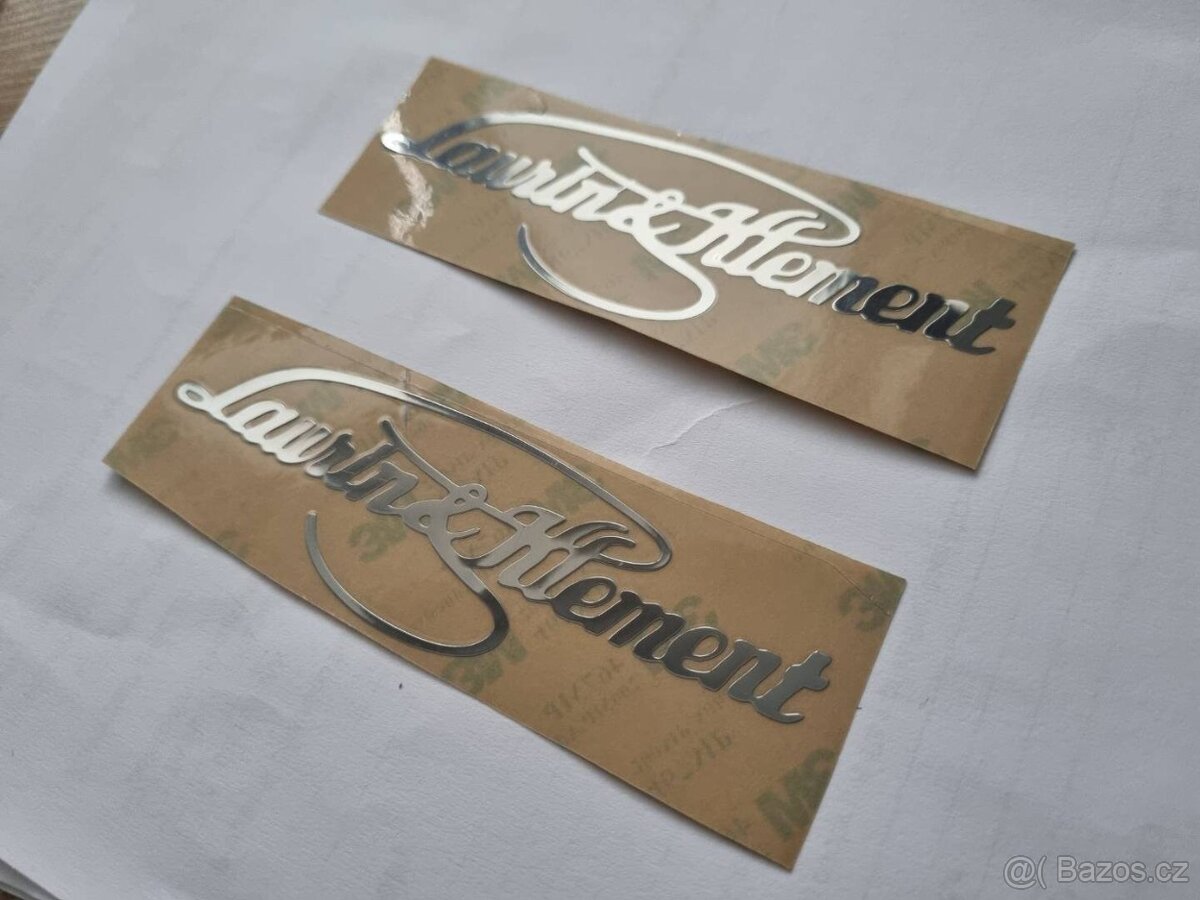 Nápis Laurin & Klement , chrom, zlatý, červený, čierny. - 16