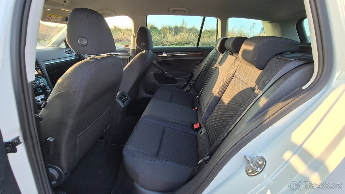 Golf VII 1,0 tsi 85kw, 2020, velmi pěkný - 16
