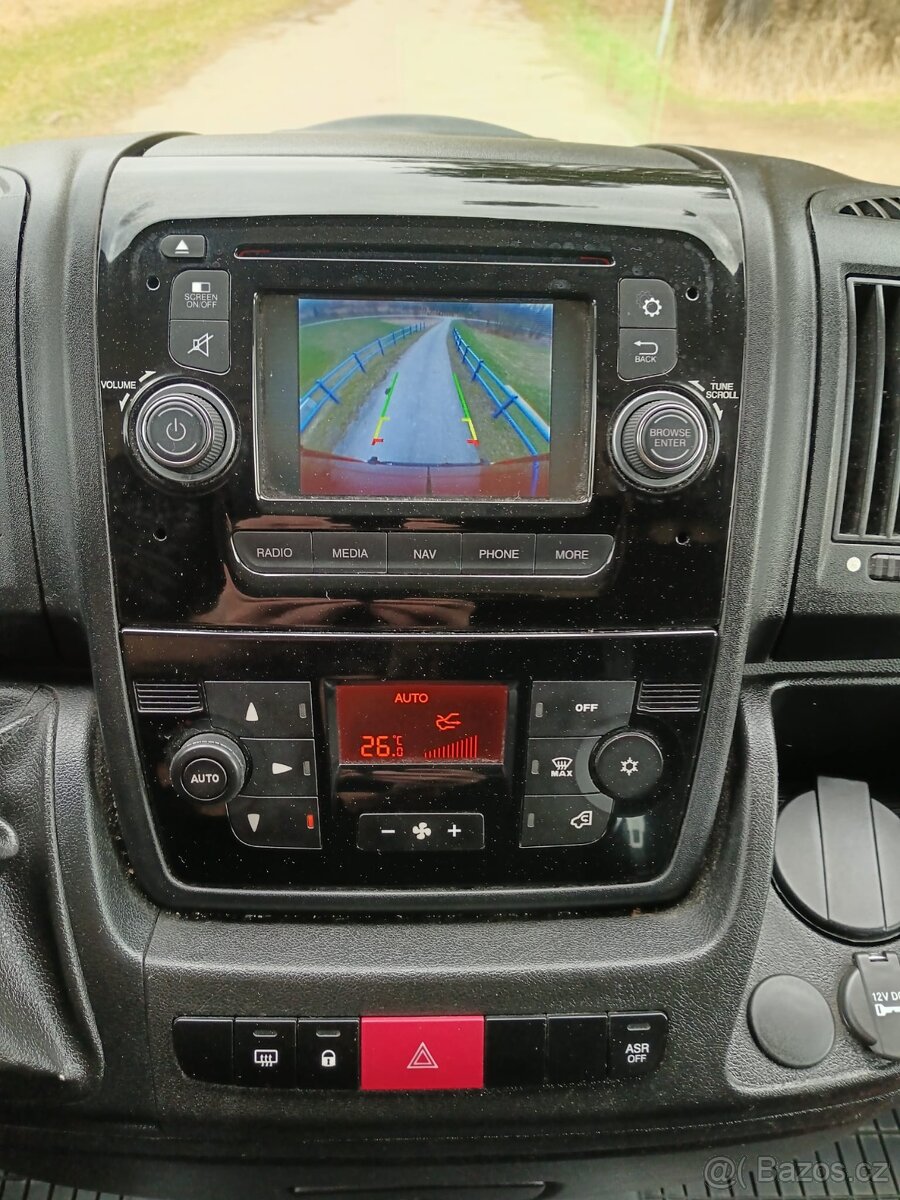 Obytná dodávka PEUGEOT BOXER - 16