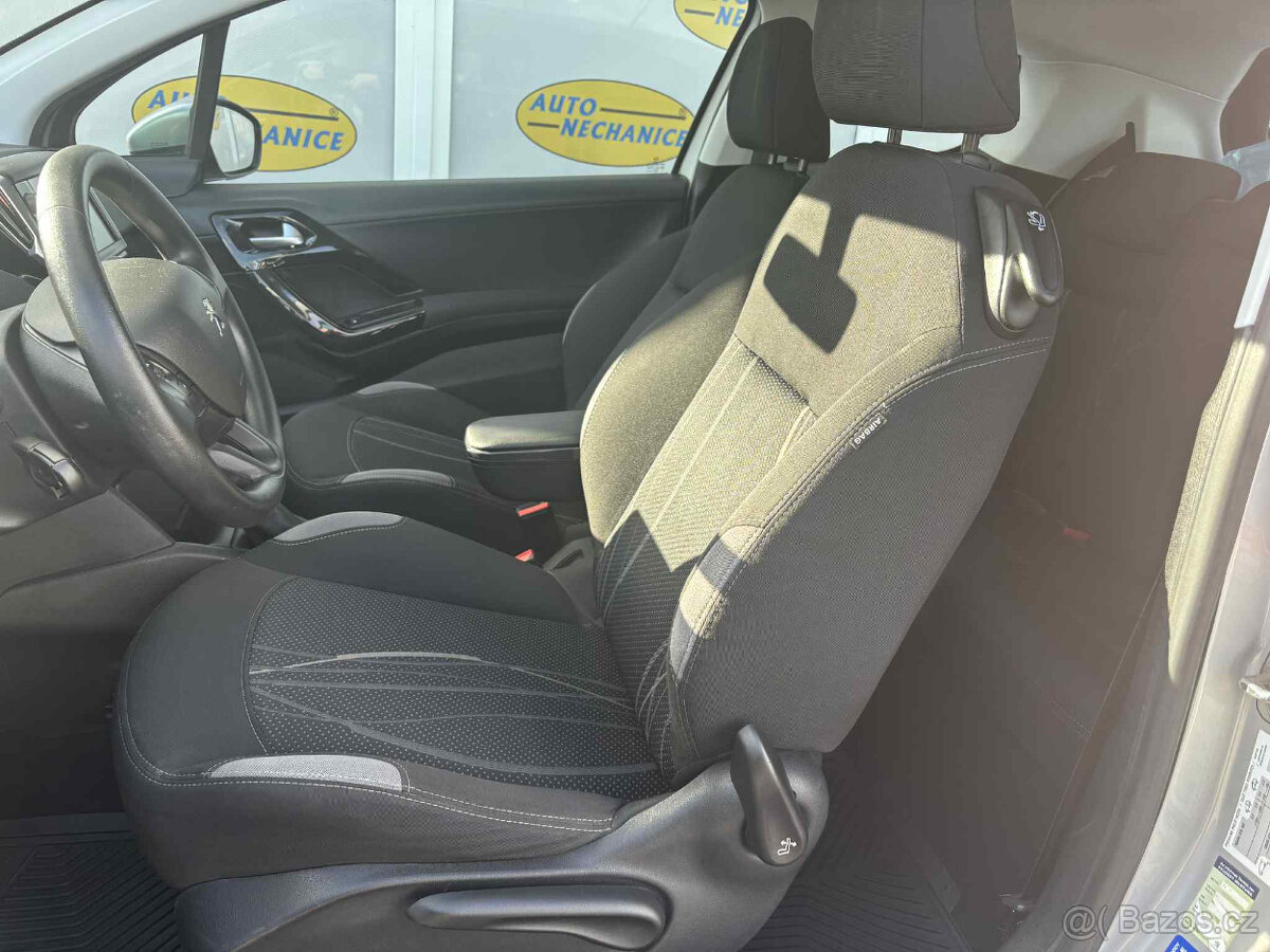Prodám Peugeot 208 1.2 PureTech - 16