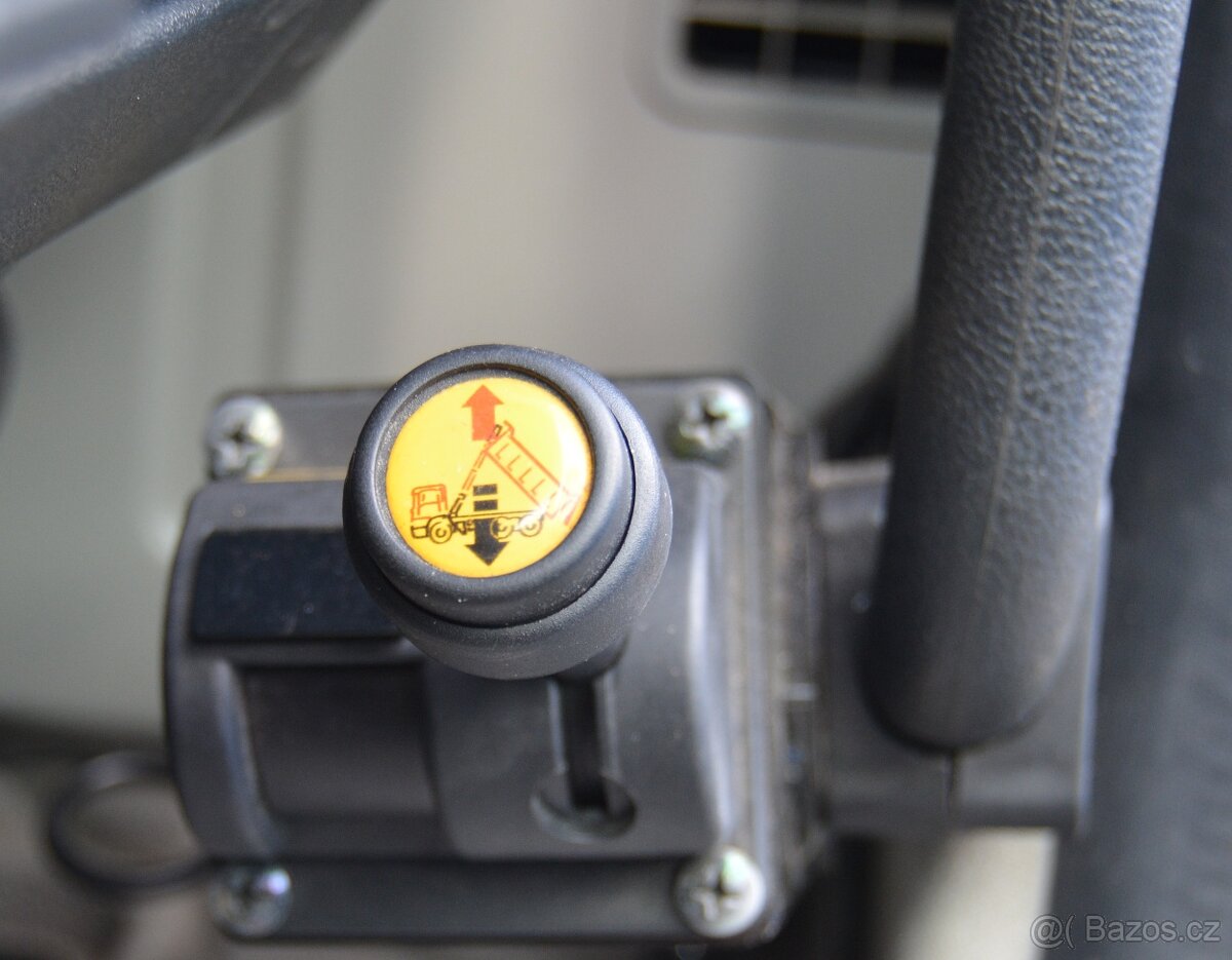 DAF CF 320 FA Euro VI 4x2 skříň - 16