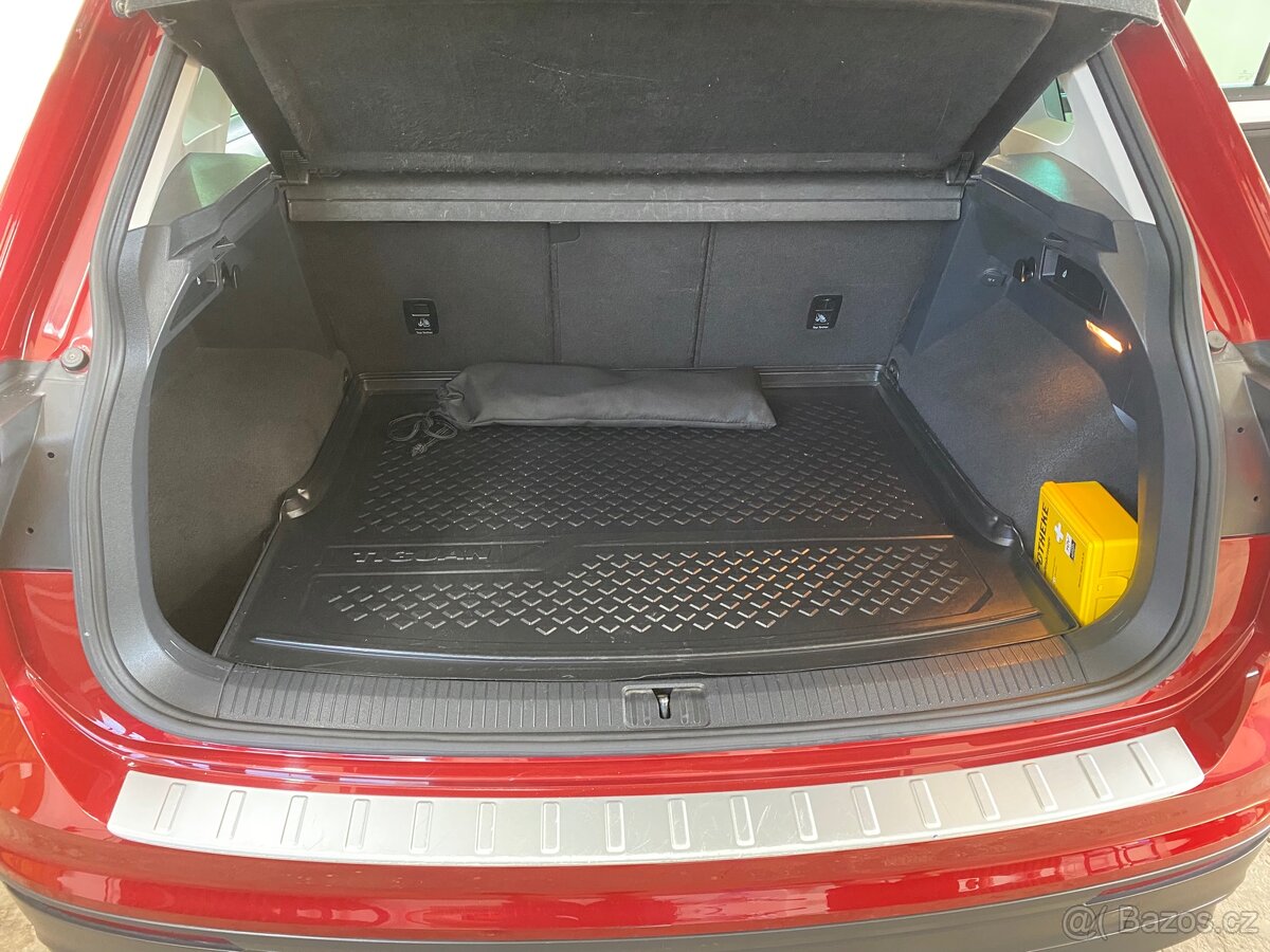 Volkswagen Tiguan 2.0 - 16