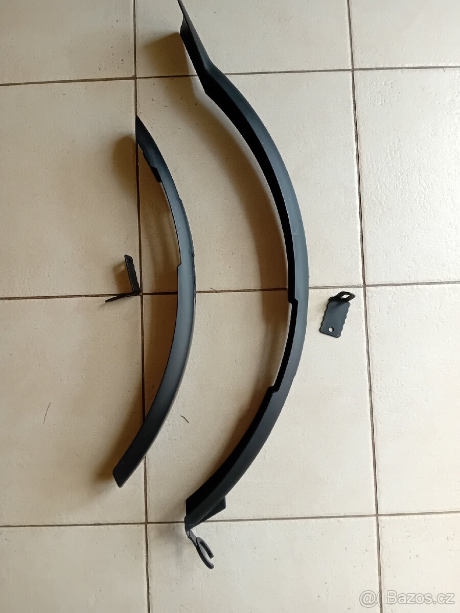 Trekové kolo Madison - 16