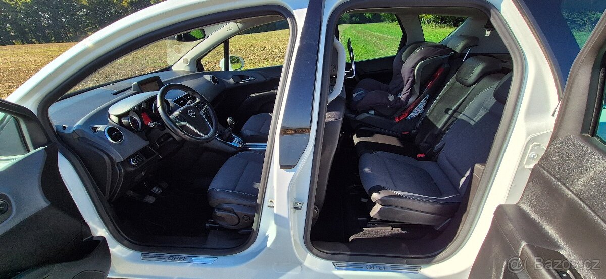 Opel Meriva 1.4i 88kw tovární LPG 2014 ČR102000km - 16