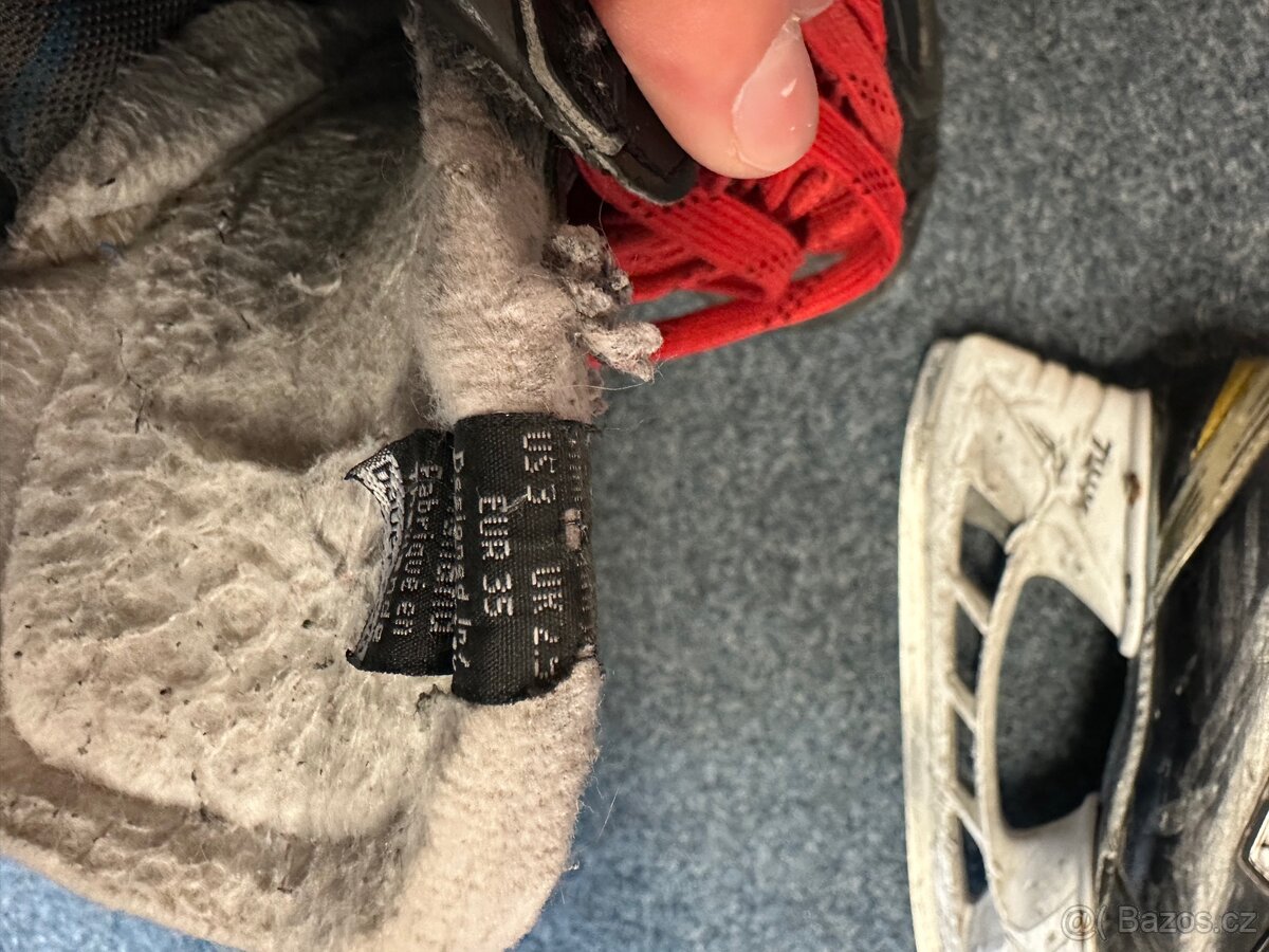 Hokejová výbava - 16