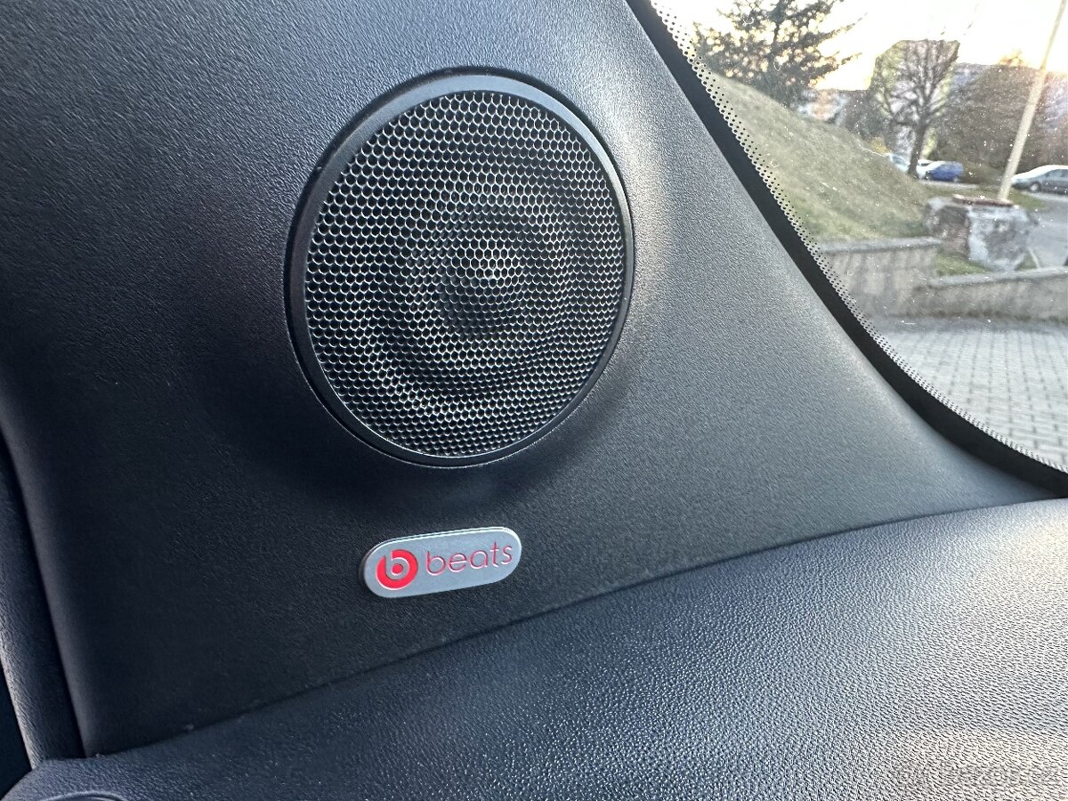 ABARTH 695 36000KM AKRAPOVIČ PRAVIDELNÝ SERVIS TOP STAV - 16