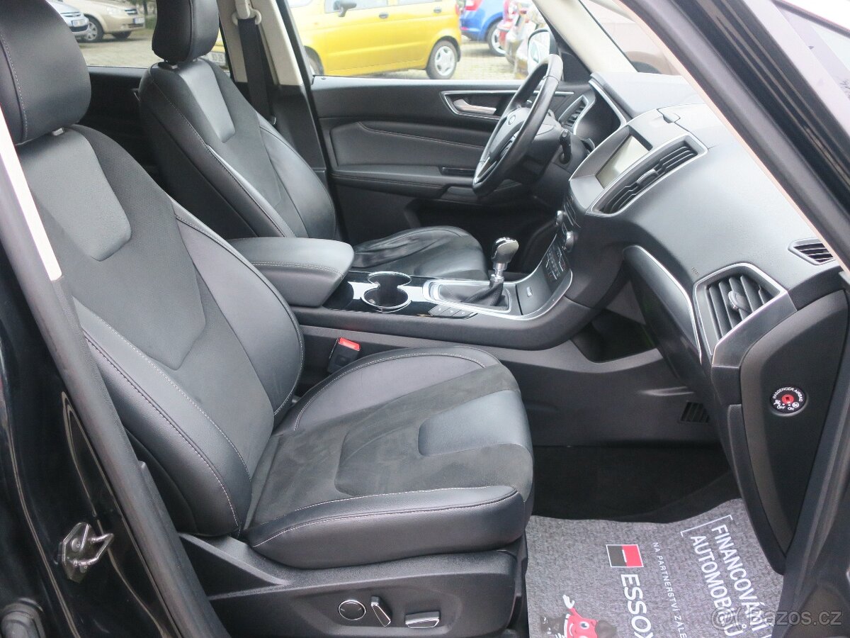 Ford S-Max Titanium ST-line 7-míst - 16