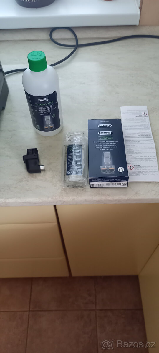 Prodám DeLonghi Magnifica Plus - 16