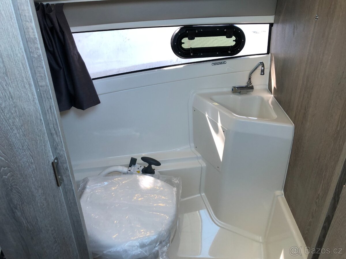 QUICKSILVER Activ 805 WEEKEND + MERCURY F 225 V6 EFI EXLPT D - 16