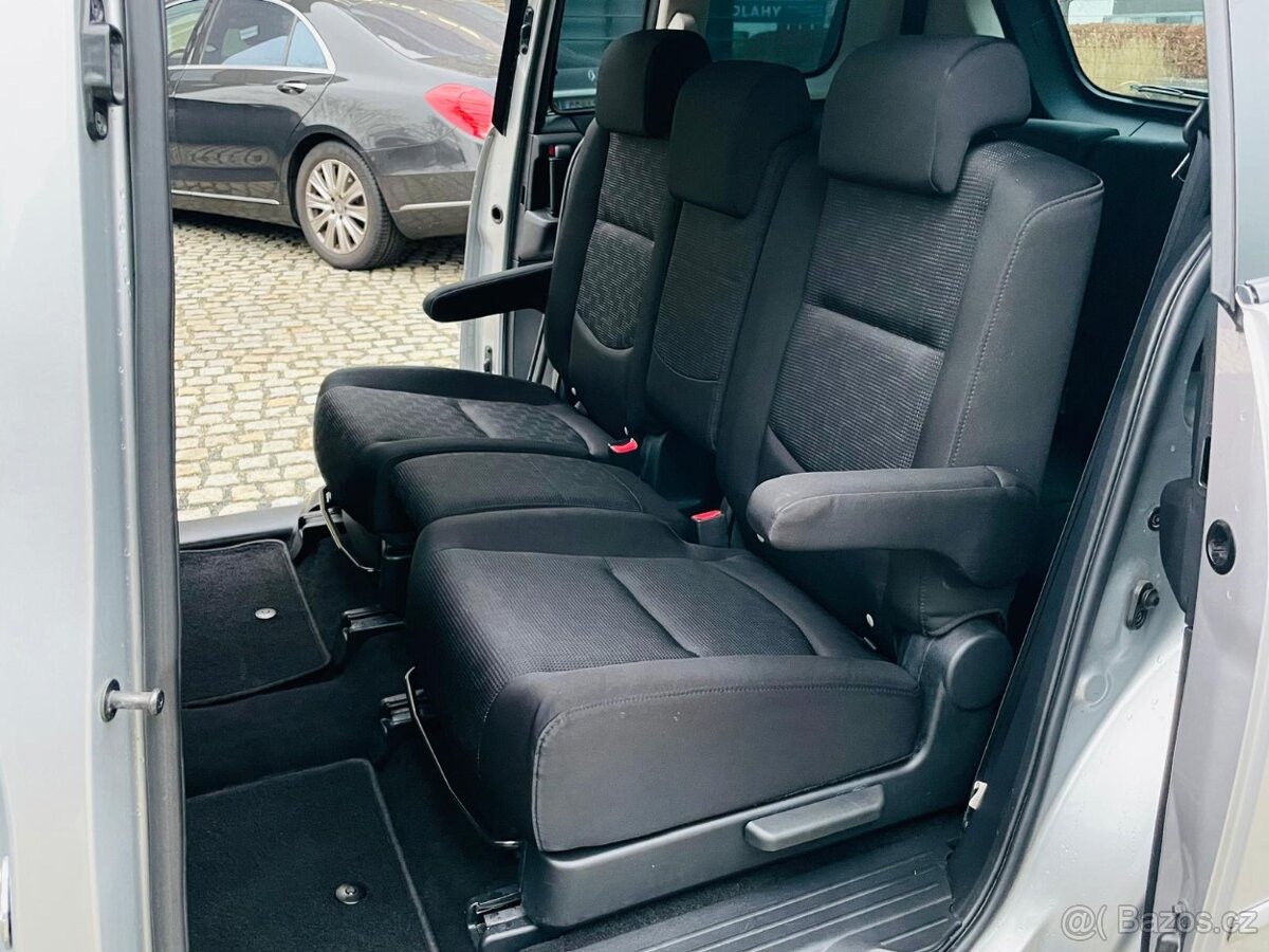 Mazda 5 2.0i BENZIN MANUÁL 7MÍST VÝHŘEV SERVISKA MAZDA - 16