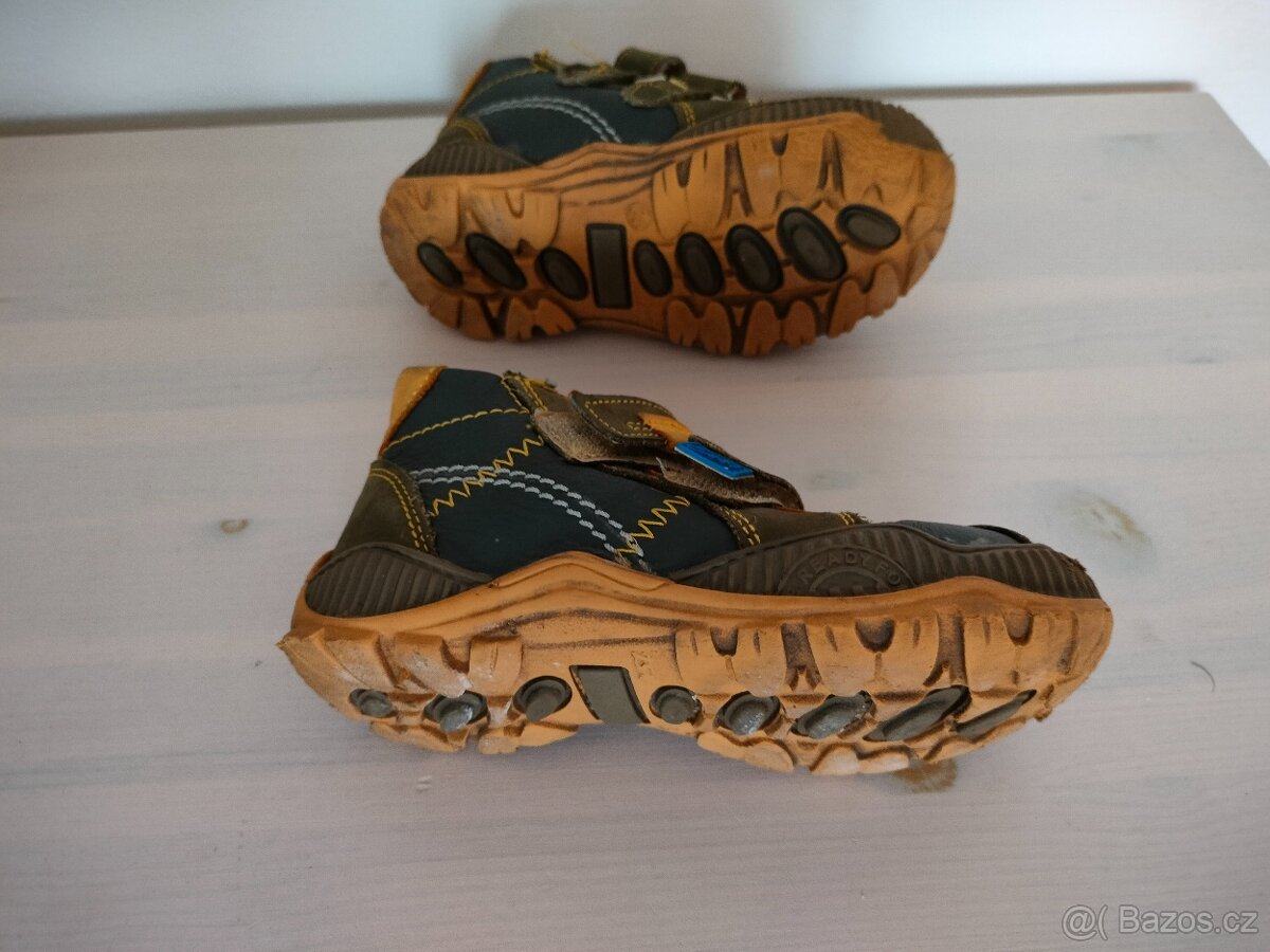 Boty, sandálky, holínky vel. 24, 25 - 16