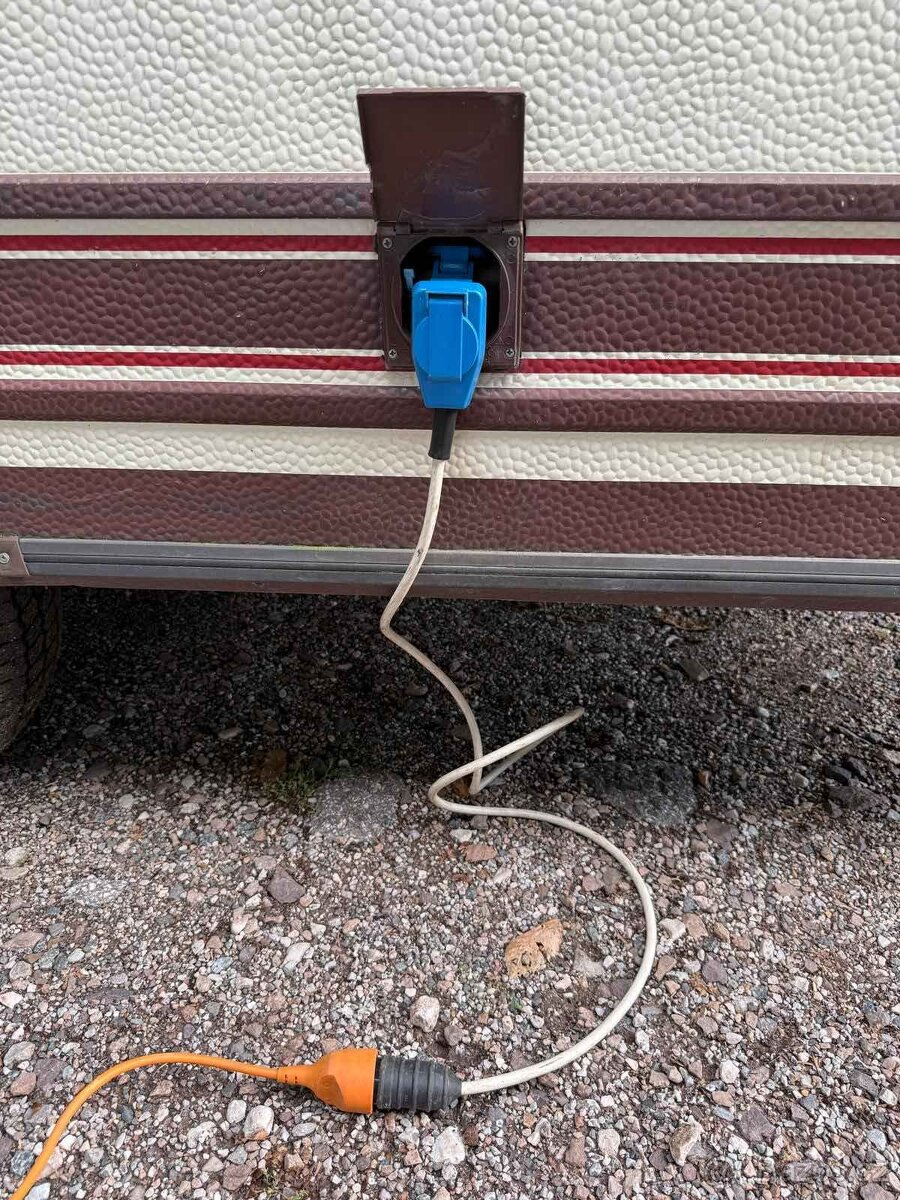 Karavan Buerstner City - 16