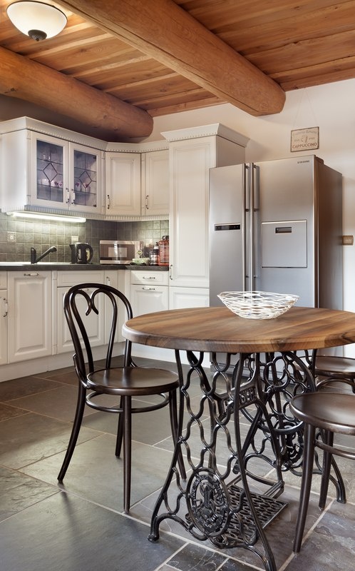 Litinové podstavce ze šicích strojů - 16