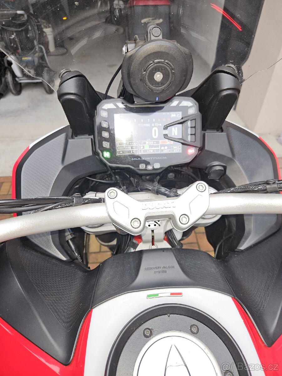Ducati Multistrada 1200s - 16