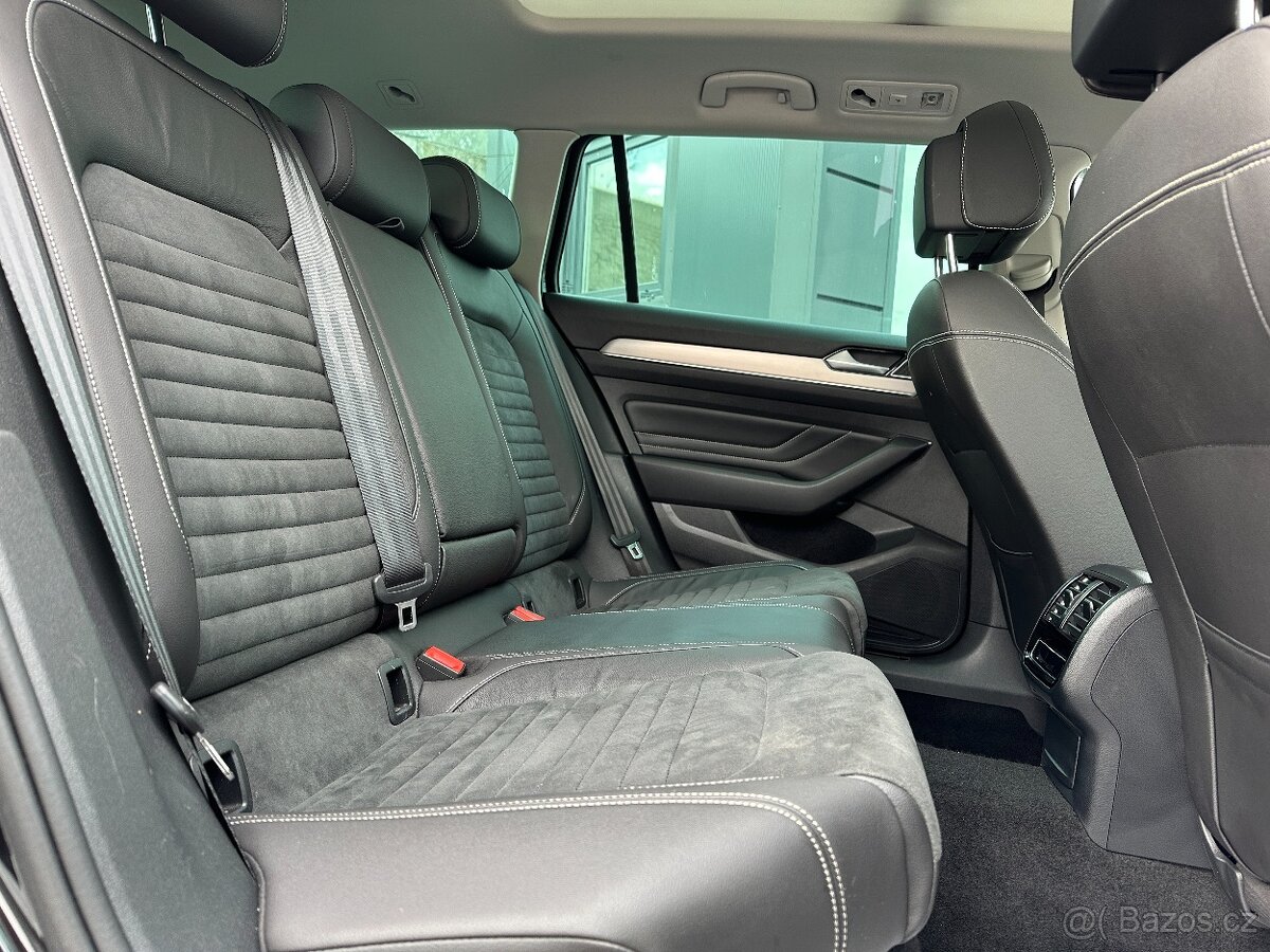 Volkswagen Passat Panorama 2022 - 16