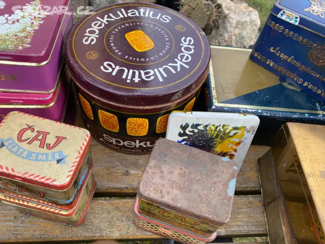 Stare plechovky - 16