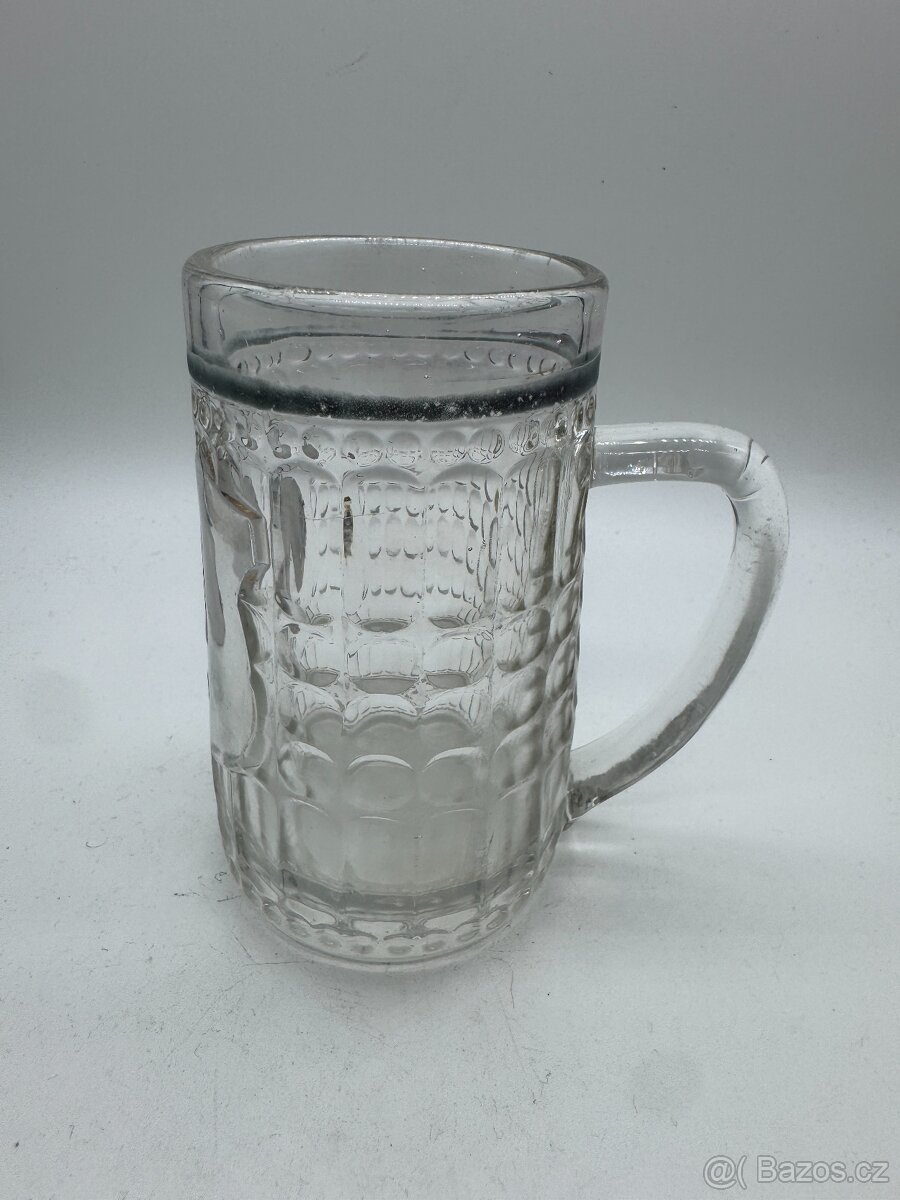 Sběratel nabízí staré pivní sklenice - 16