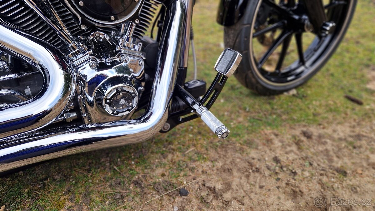 HARLEY-DAVIDSON FXSB BREAKOUT 2014 - 16