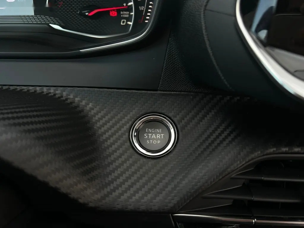 Peugeot 2008, ALLURE 1.2PT 100"MAN6"Zimáky - 16