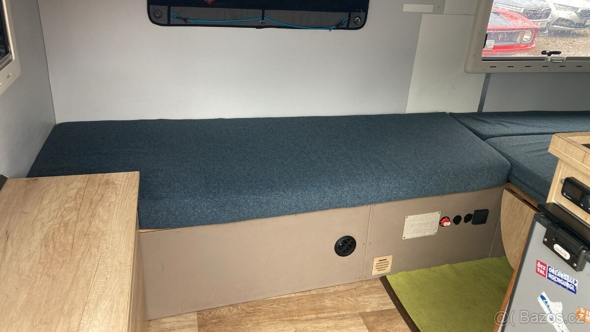 Obytný přívěs Carox Family - 16