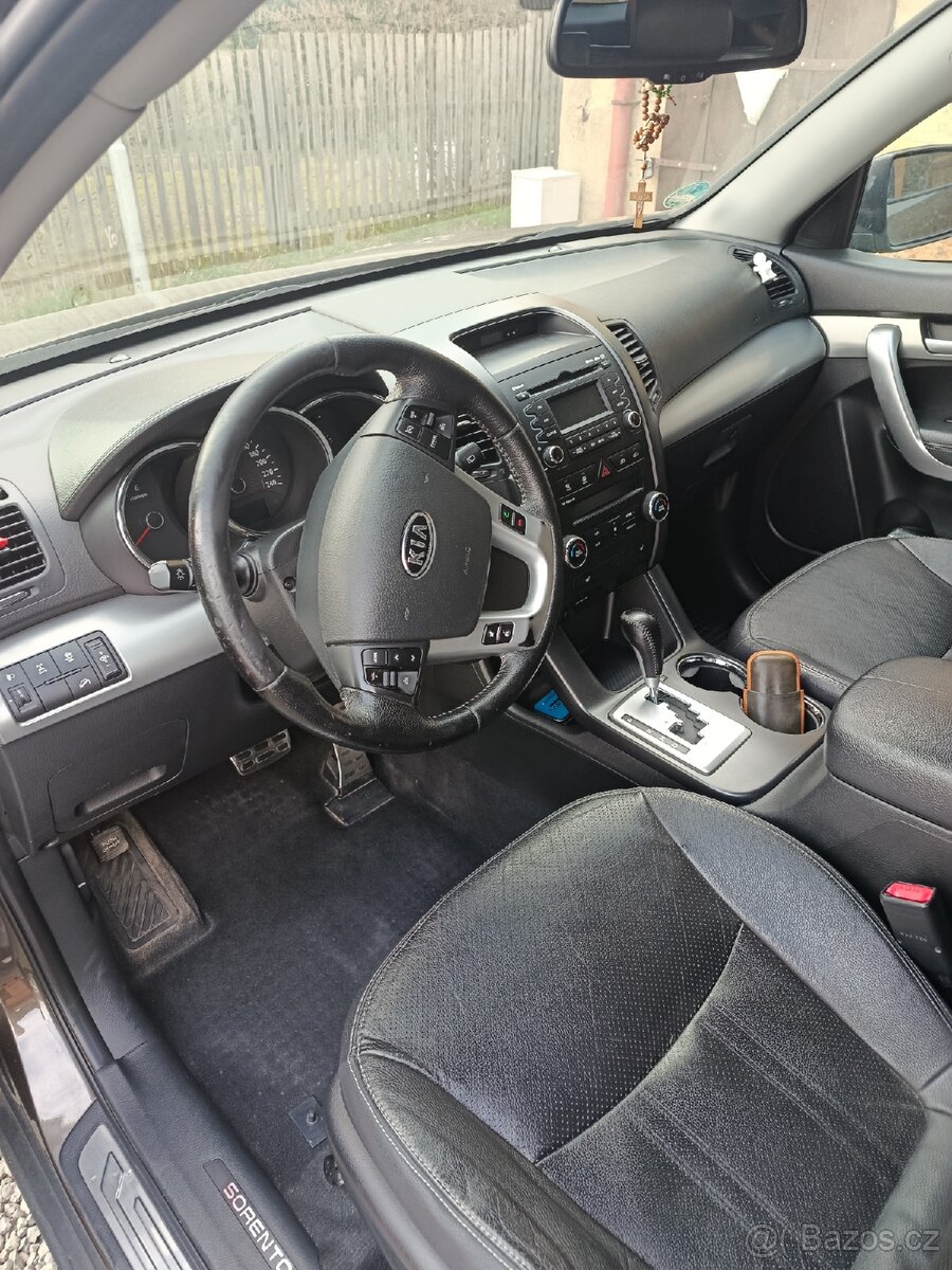 Kia Sorento - 16