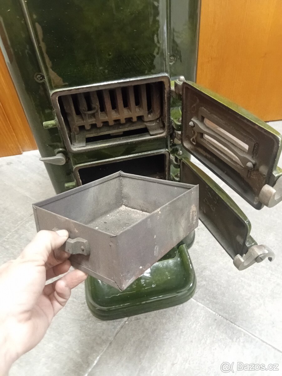 Prodám starožitná litinová Kamna - 16