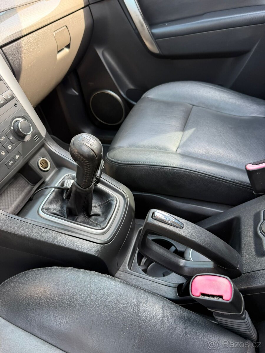 Chevrolet Captiva 2.0 VCDi, r.v. 2007 7 míst - 16