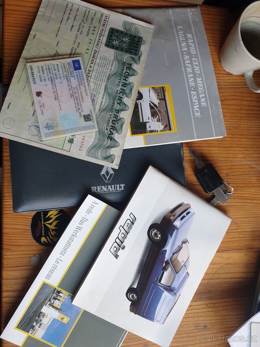 Pick up Renault Rapid - 16